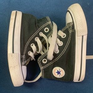 Toddler Converse size 4
